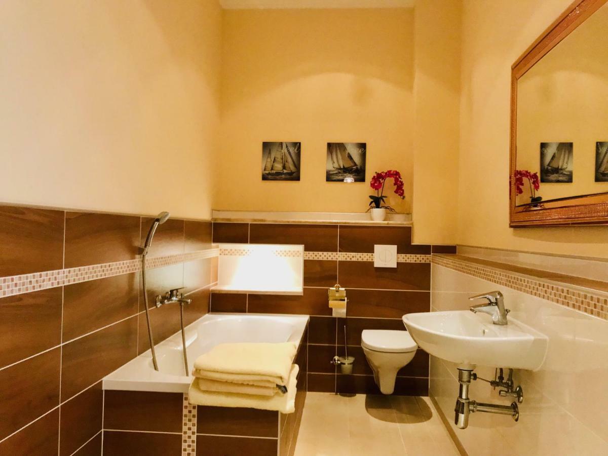 Mediterrane Luxusferienwohnung 5, Berlin- Koepenick, Am Mueggelsee Dış mekan fotoğraf